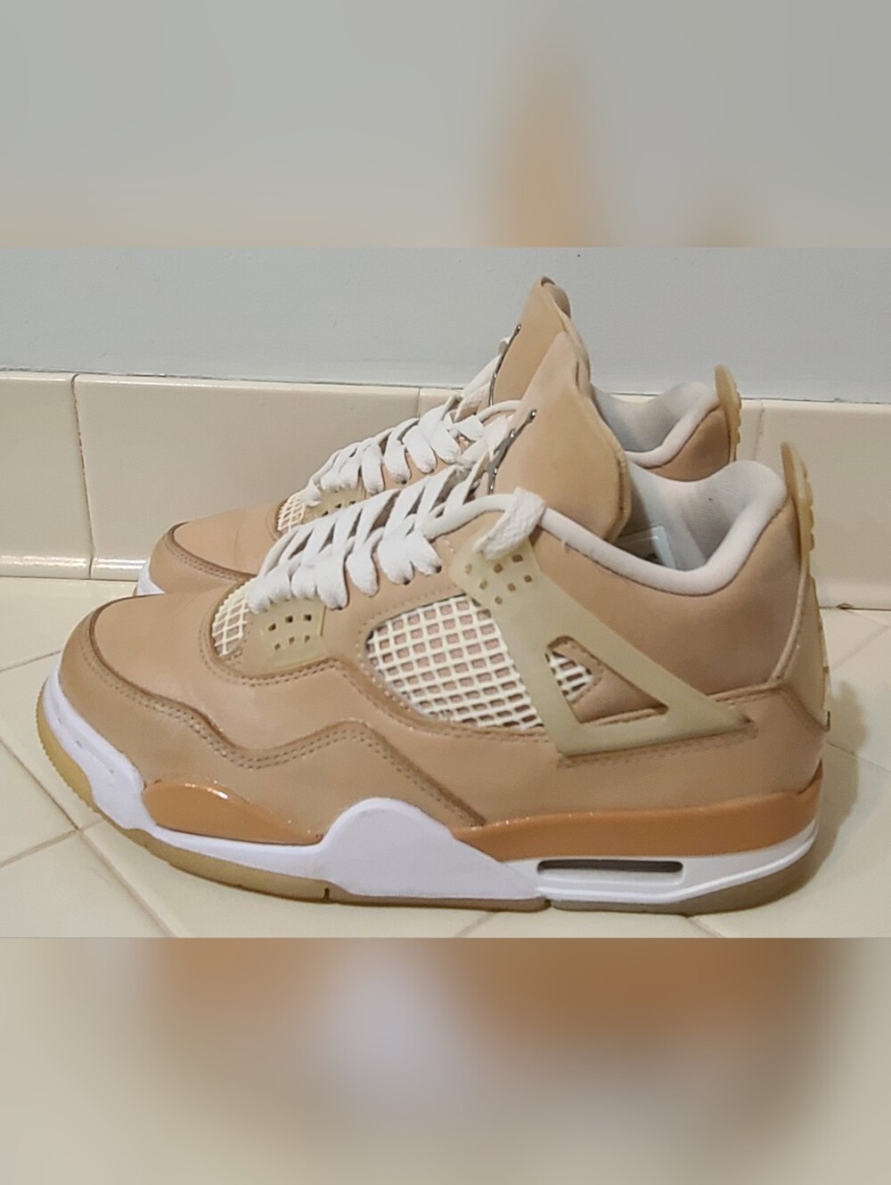Air Jordan 4 Retro Shimmer Women's Size 6